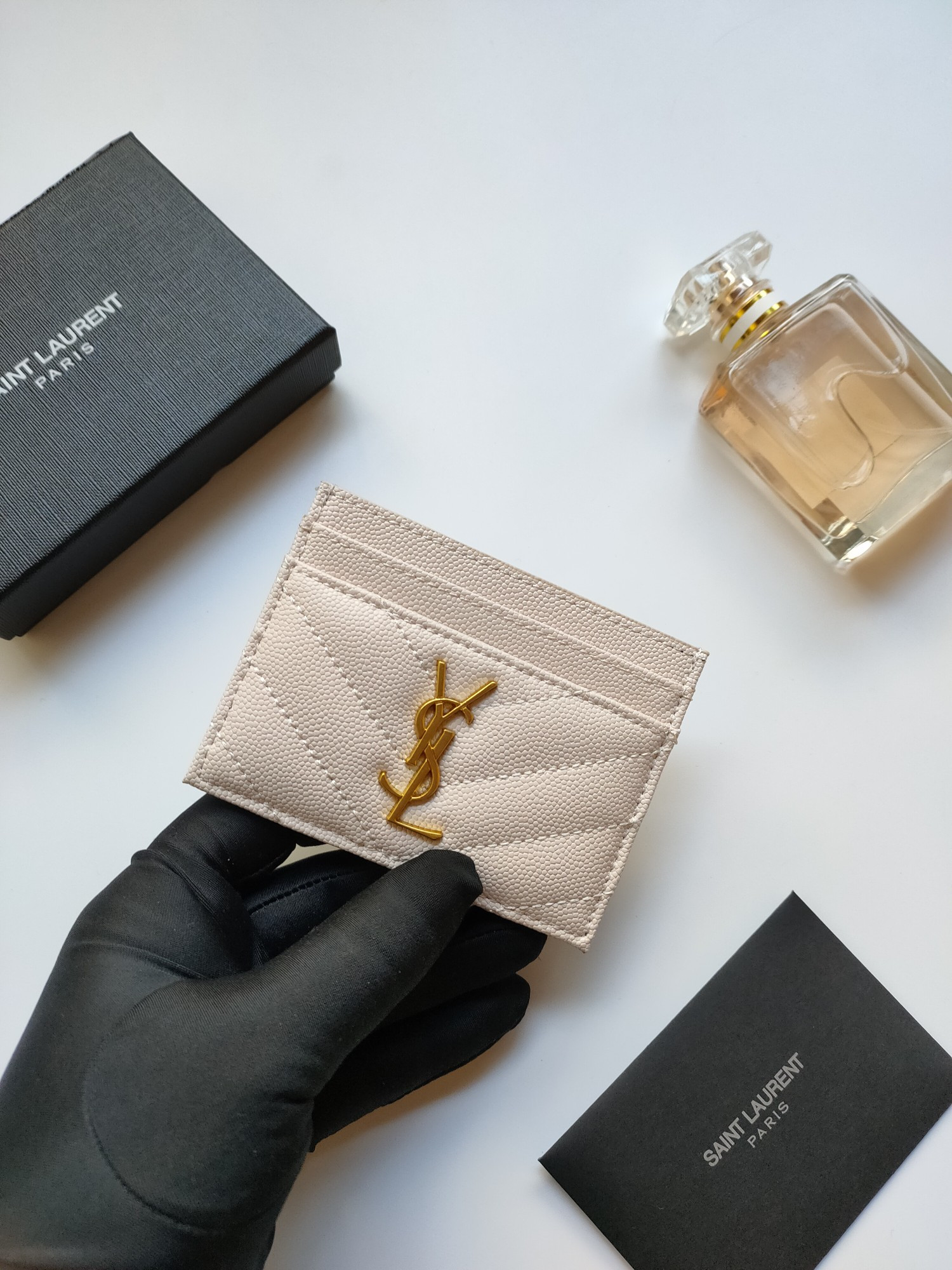 Y*L card holder 10.5×7.5×0.5cm
