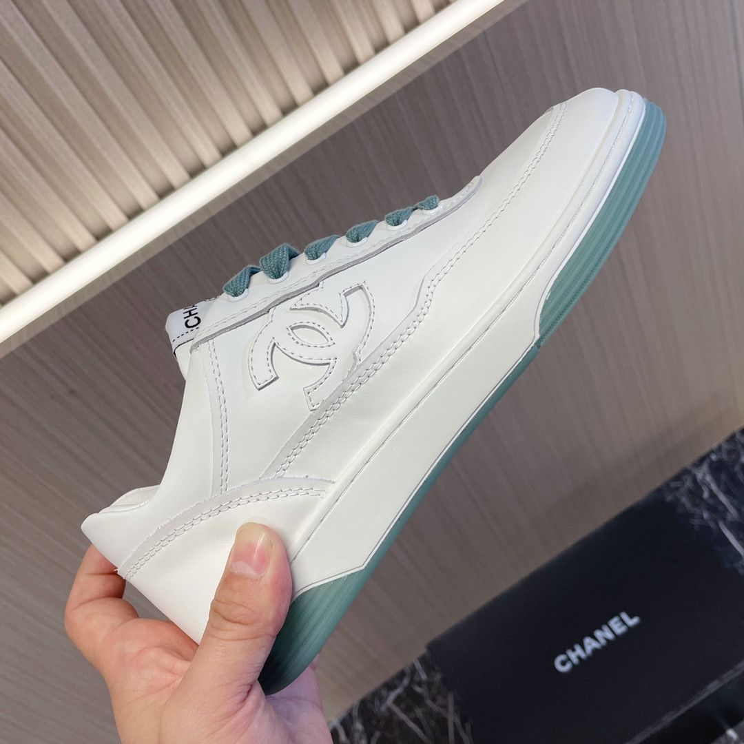 ua Ch*el sneakers calfskin